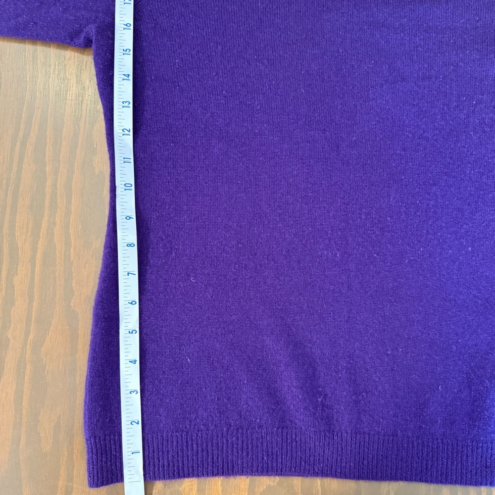 Bloomingdale’s Cashmere Turtleneck Sweater, XL - Picture 6 of 12